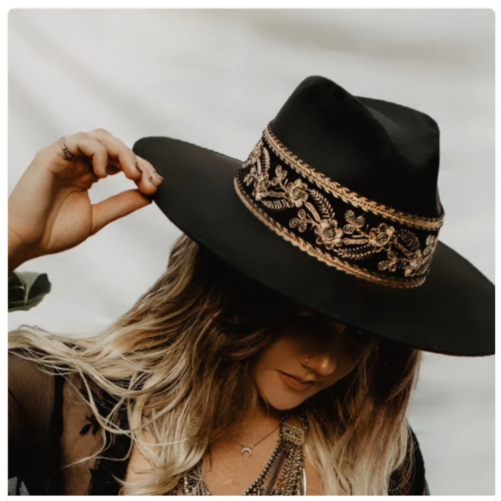 Beautiful Hats N Roses “Samantha” Fedora